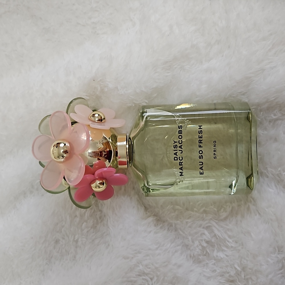 Marc Jacobs Eau so Fresh EDT (Spring - Limited Edition)